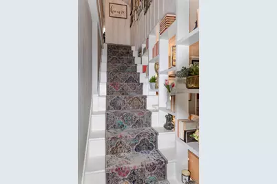 924 NE 9th Street, Bend, OR 97701 - Photo 18