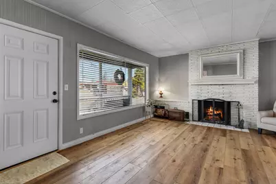 924 NE 9th Street, Bend, OR 97701 - Photo 8