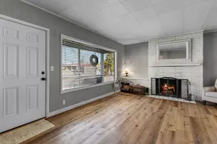924 NE 9th St, Bend, OR 97701 - Photo 8