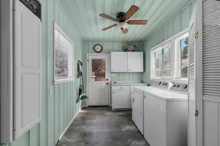 924 NE 9th St, Bend, OR 97701 - Photo 36