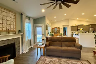 2900 NW 23rd St, Redmond, OR 97756 - Photo 14