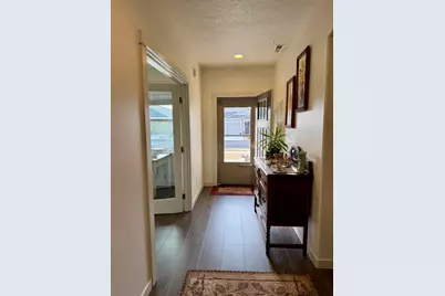 2900 NW 23rd Street, Redmond, OR 97756 - Photo 2