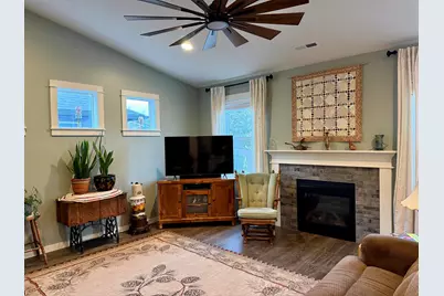 2900 NW 23rd Street, Redmond, OR 97756 - Photo 10