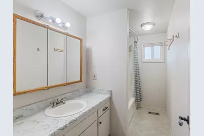 1110 SW Juniper Drive, Grants Pass, OR 97526 - Photo 16