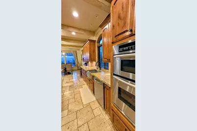 850 NE Tokay Heights, Grants Pass, OR 97526 - Photo 12