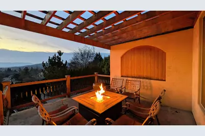 850 NE Tokay Heights, Grants Pass, OR 97526 - Photo 52