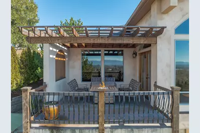 850 NE Tokay Heights, Grants Pass, OR 97526 - Photo 8