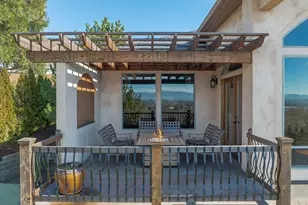 850 NE Tokay Heights, Grants Pass, OR 97526 - Photo 8