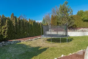 850 NE Tokay Heights, Grants Pass, OR 97526 - Photo 64