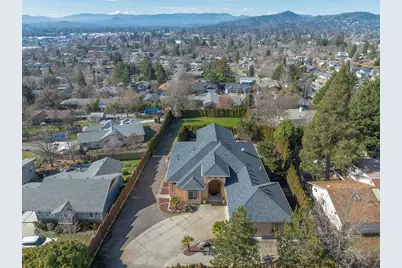 850 NE Tokay Heights, Grants Pass, OR 97526 - Photo 70