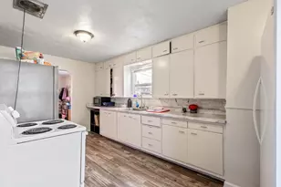 433 SE 9th St, Madras, OR 97741 - Photo 14