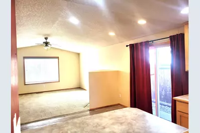 2940 NW 9th Lane, Redmond, OR 97756 - Photo 12