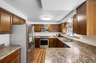 60761 Country Club Dr, Bend, OR 97702 - Photo 4