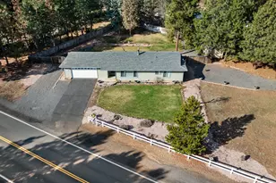 60761 Country Club Dr, Bend, OR 97702 - Photo 22