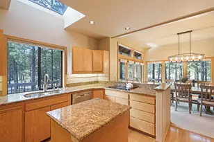 58057 Three Iron Ln, Sunriver, OR 97707 - Photo 18