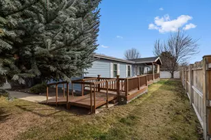 2108 NE 6th St, Redmond, OR 97756 - Photo 28