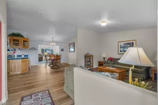 2108 NE 6th St, Redmond, OR 97756 - Photo 6