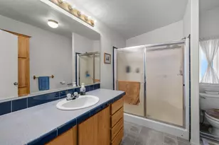 2108 NE 6th St, Redmond, OR 97756 - Photo 22