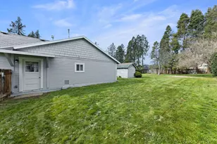2165 Crestbrook Rd, Medford, OR 97504 - Photo 40