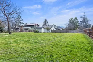 2165 Crestbrook Rd, Medford, OR 97504 - Photo 44