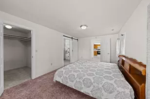 2165 Crestbrook Rd, Medford, OR 97504 - Photo 20