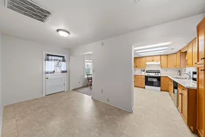 2165 Crestbrook Road, Medford, OR 97504 - Photo 18