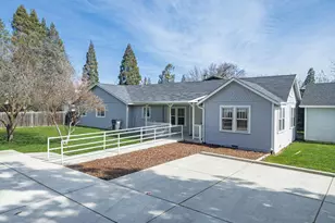 2165 Crestbrook Rd, Medford, OR 97504 - Photo 1