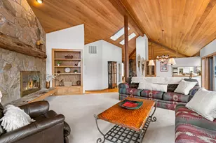 17902 Catkin Ln, Sunriver, OR 97707 - Photo 6