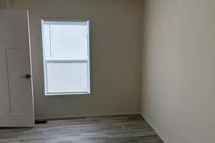 460 Arnos St, Talent, OR 97540 - Photo 16