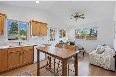 1235 NW Hartford Avenue, Bend, OR 97703 - Photo 36