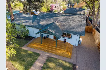 1235 NW Hartford Avenue, Bend, OR 97703 - Photo 1