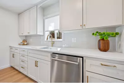 1235 NW Hartford Avenue, Bend, OR 97703 - Photo 10