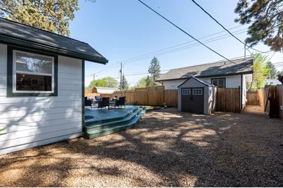 1235 NW Hartford Avenue, Bend, OR 97703 - Photo 28