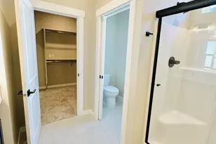 633 Terrazzo Wy, Medford, OR 97501 - Photo 6