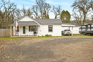 120 Birch St, Shady Cove, OR 97539 - Photo 2