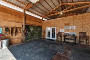 16264 SW Majestic View Ln, Powell Butte, OR 97753 - Photo 32
