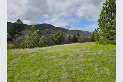 483 Strawberry Lane, Ashland, OR 97520 - Photo 1