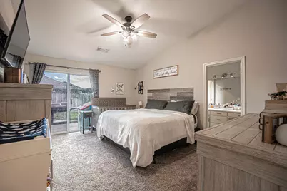 2460 Jeremy Street, Central Point, OR 97502 - Photo 10