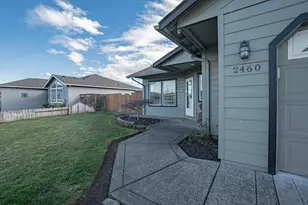 2460 Jeremy St, Central Point, OR 97502 - Photo 26