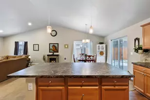 17316 Golden Eye Dr, Bend, OR 97707 - Photo 12