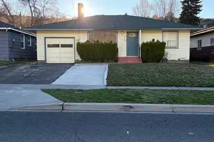 1436 California Ave, Klamath Falls, OR 97601 - Photo 2