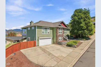 2568 SE Coriander Way, Grants Pass, OR 97527 - Photo 2
