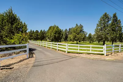 61445 Gosney Road, Bend, OR 97702 - Photo 22