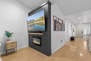 3647 Durst St, Medford, OR 97504 - Photo 4