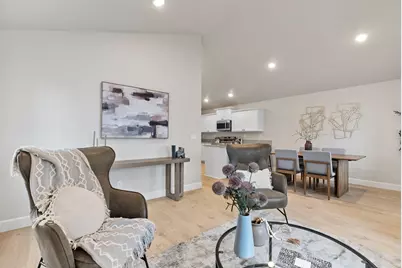 4044 SW Obsidian Place #134, Redmond, OR 97756 - Photo 4