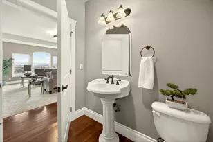 817 Amerman Dr, Phoenix, OR 97535 - Photo 12