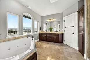 817 Amerman Dr, Phoenix, OR 97535 - Photo 26