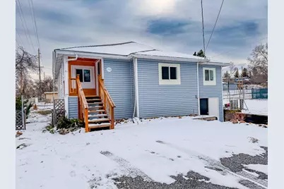 302 McCourt Street, Klamath Falls, OR 97601 - Photo 2