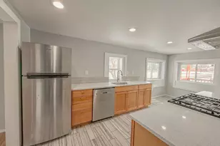 302 McCourt St, Klamath Falls, OR 97601 - Photo 16
