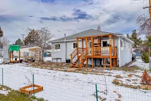 302 McCourt St, Klamath Falls, OR 97601 - Photo 6